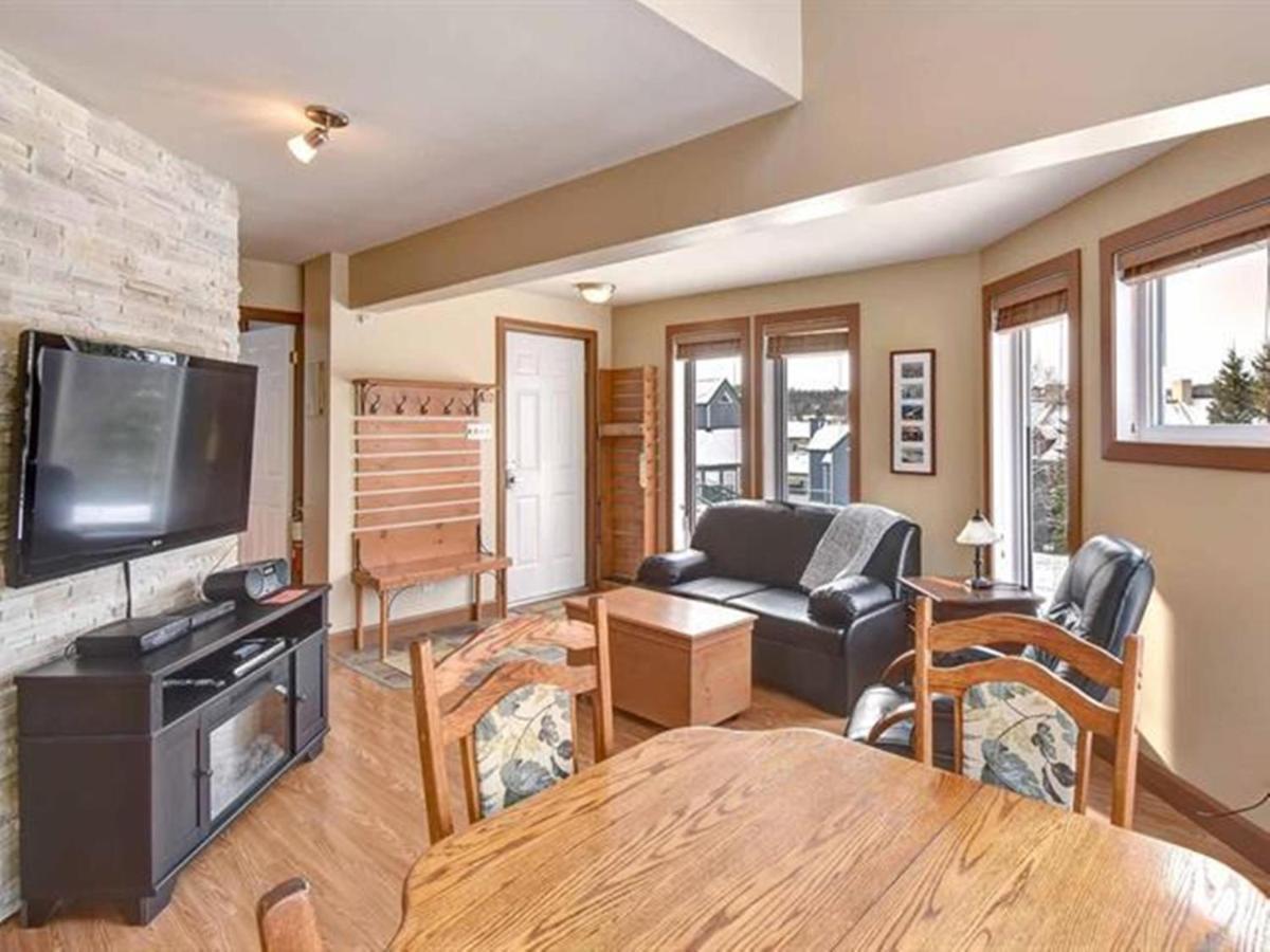 Bright Condo Near The Lake By Globalstay Mont-Tremblant Exterior foto